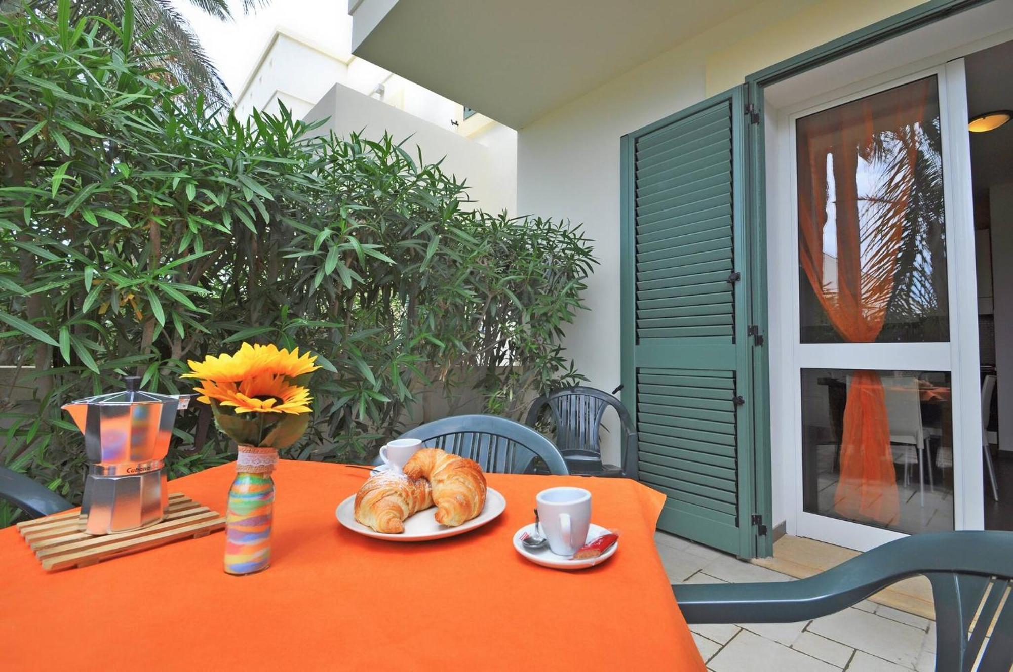 Residence Ara Inn ตอร์เร ซาน จิโอวานนิ อูเจนโต ภายนอก รูปภาพ